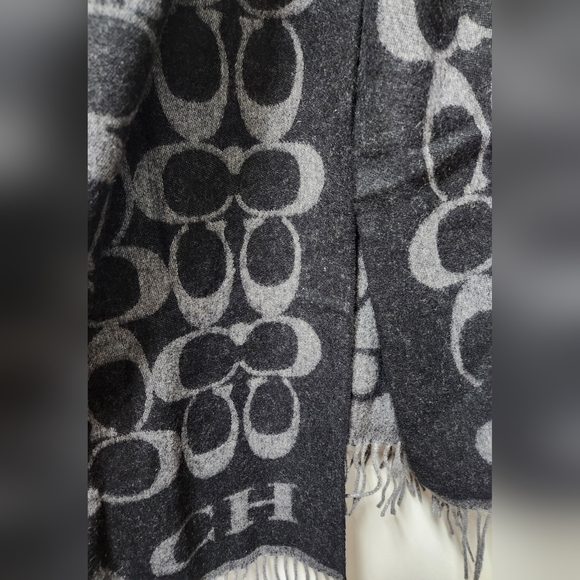 COACH Wool/Cashmere Scarf UNISEX NWOT - Picture 7 of 15